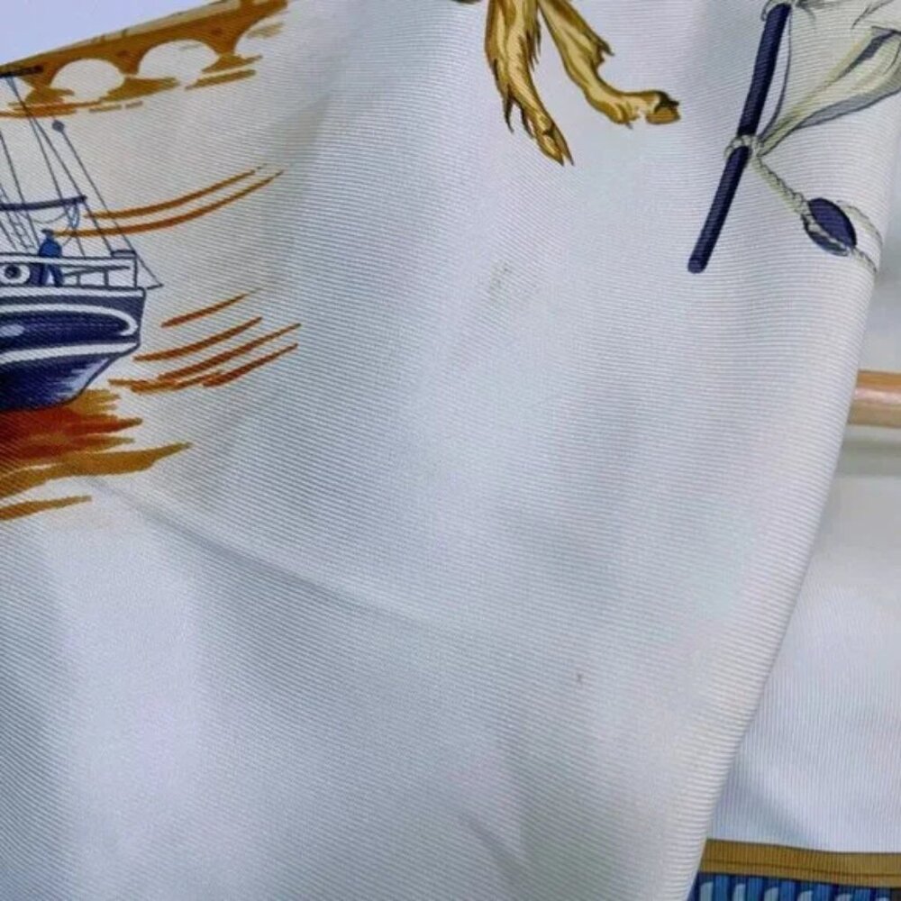100% Authentic HERMES Carre 90 - Cream Gray Multi Scarf 245-090524 - Picture 7 of 9